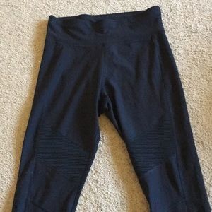 Women’s workout leggings.